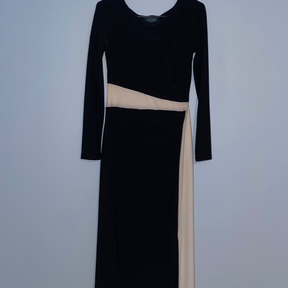 Black evening dress - Picture 7 of 9